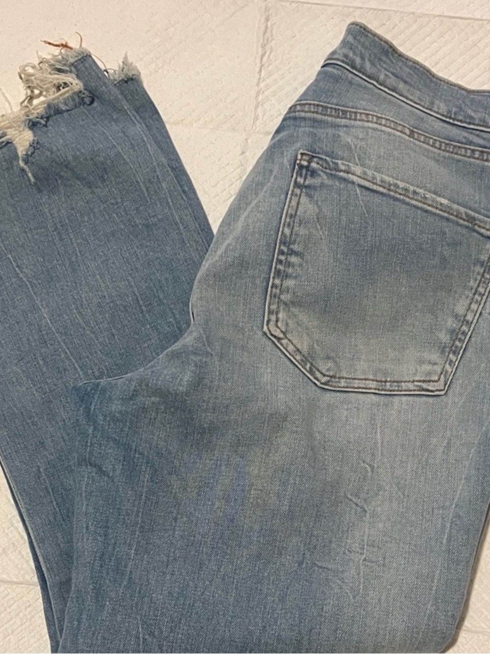 Zara Light Blue Denim Jeans with Contrast Stitching